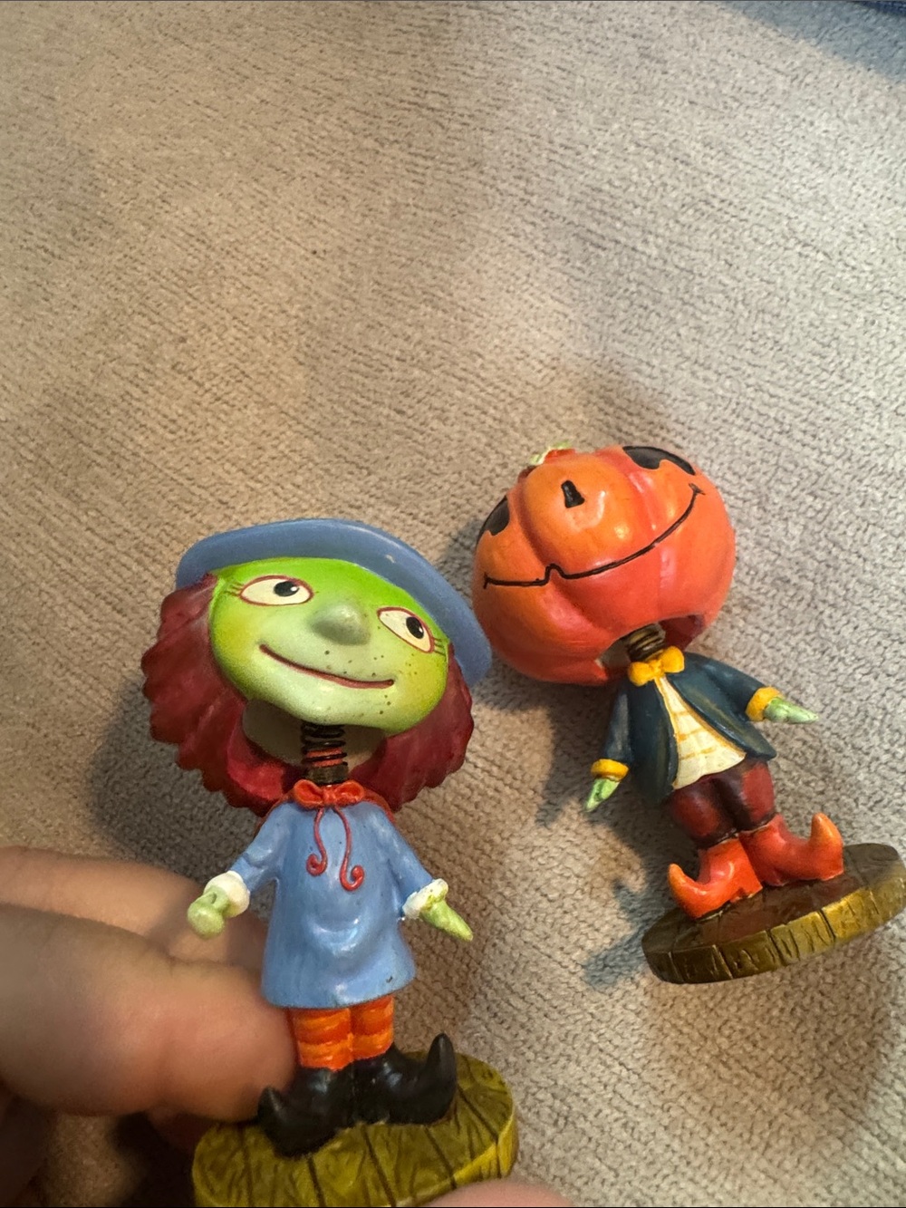 Vintage Halloween Pumpkin-Head & Witch Figurine Duo - Orange, Blue, Green - Picture 3 of 4